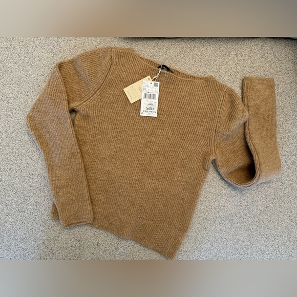 Mango Sweater - Picture 3 of 5